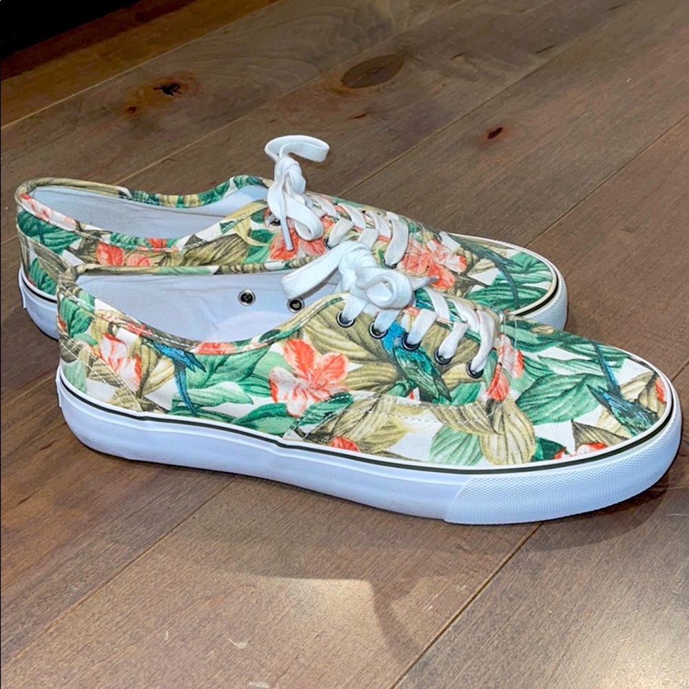 Hawaiian Print Tropical Shoes